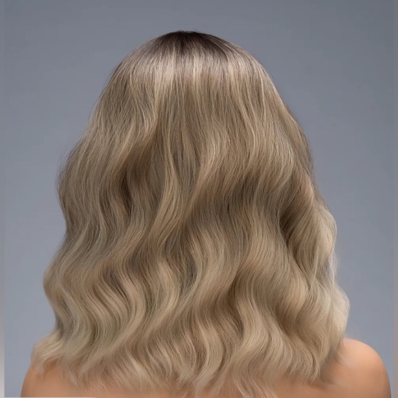 Blonde Ombre Beach Wave Wig - Picture 5 of 7